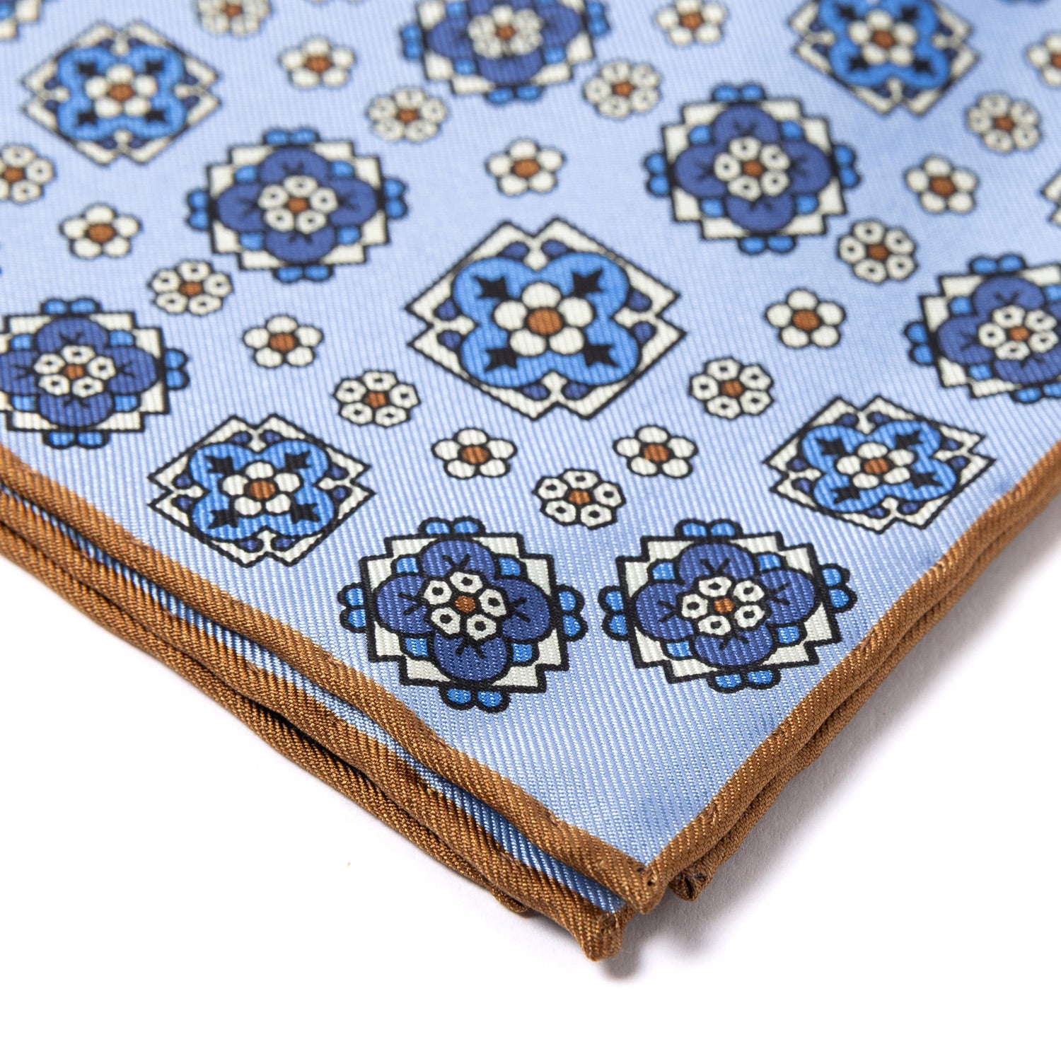 Patterned Pochette made from pure English Silk - hand-rolled